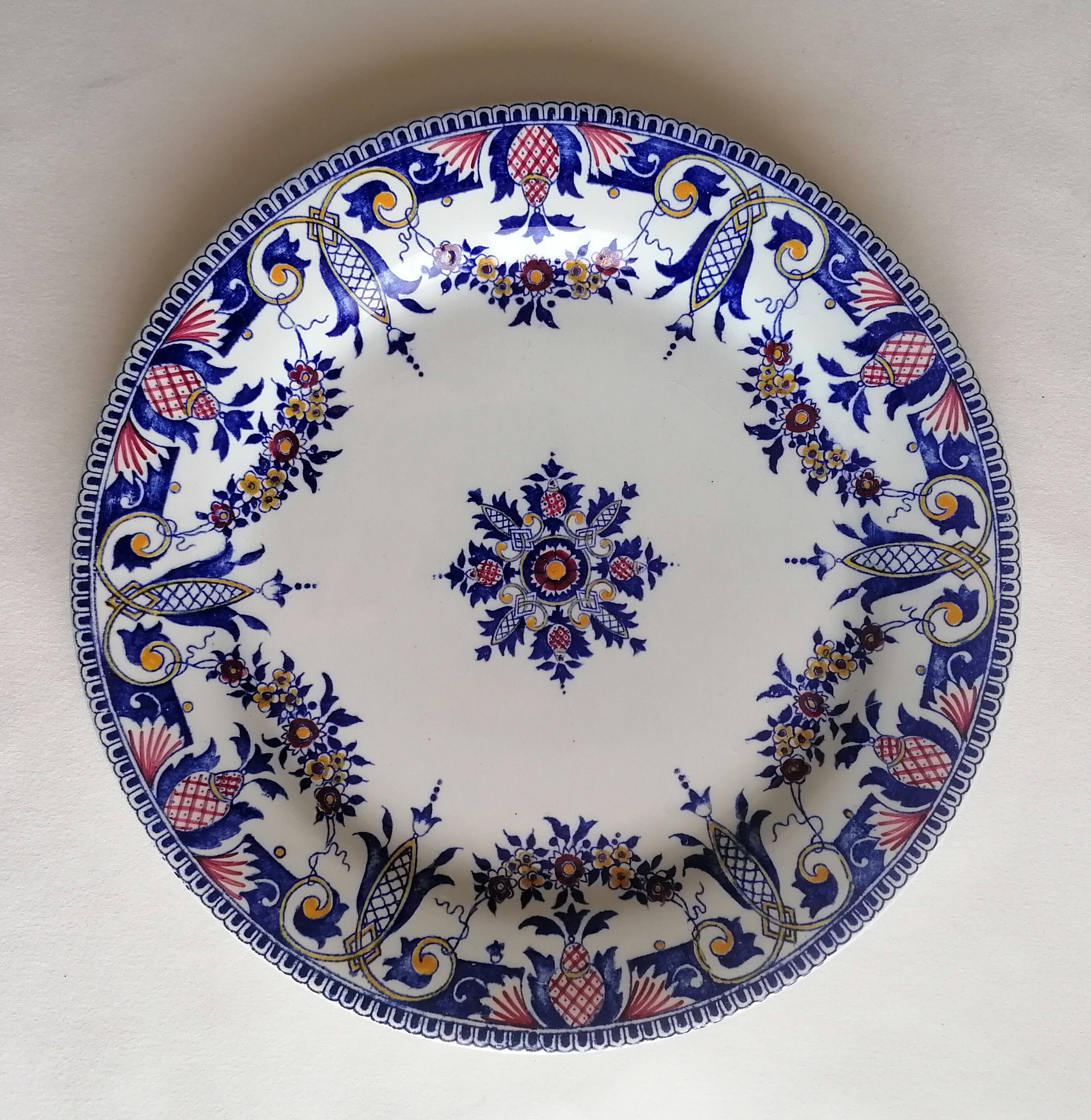Assiette faïence Gien décor Rouen