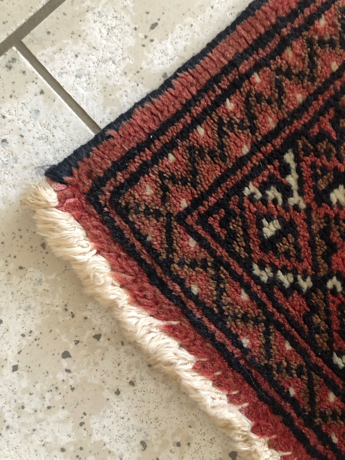 Tapis style persan 85x66 rouge