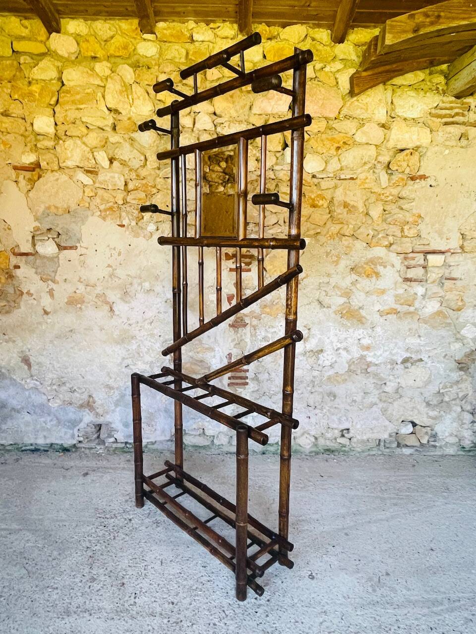 Vestiaire d’entree vintage en bambou avec miroir circa 1920’s