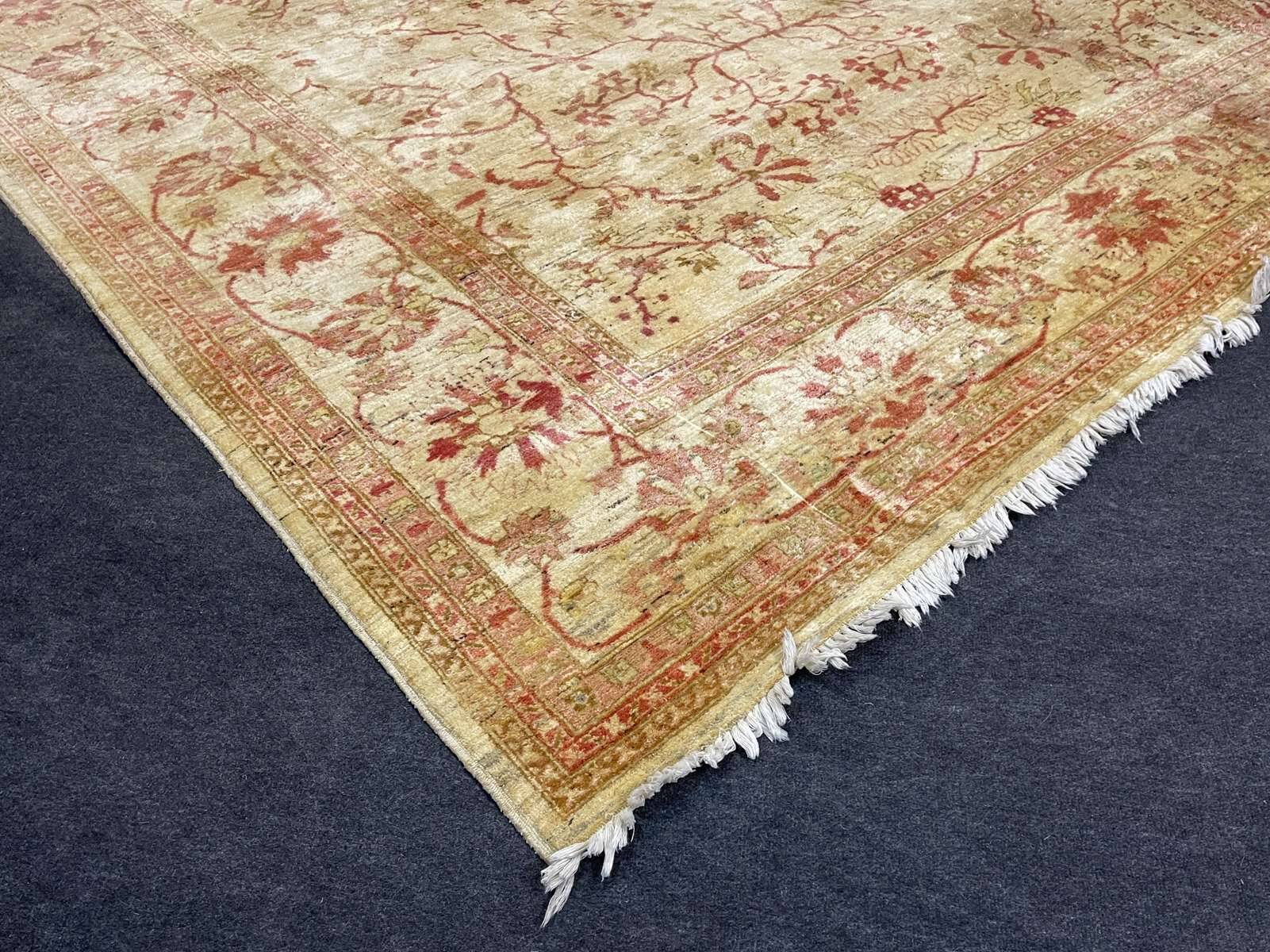 Handmade wool oriental rug - 3m43x2m70