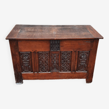 Large oak chest from the eighteenth century