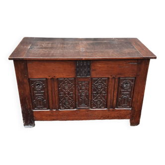 Large oak chest from the eighteenth century