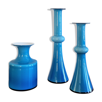 3 vases 'Carnaby' en verre bleu par Per Lütken pour Holmegaard, Danemark Années 1960