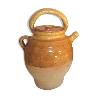 Enamelled jug with lid