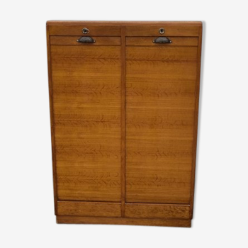 Double filing cabinet, curtain cabinet