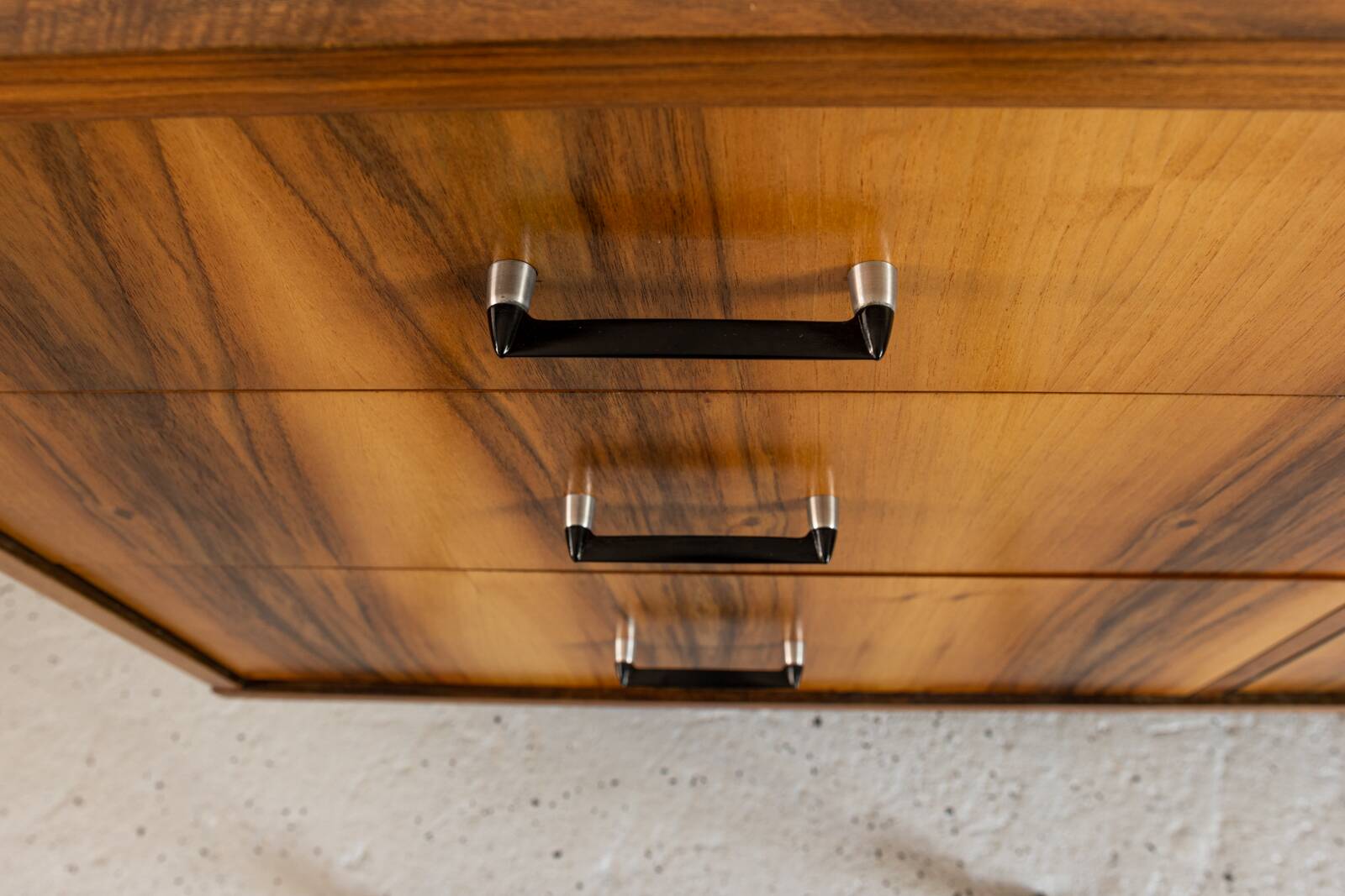 Buffet vintage, conçu par M. Grabiński, Pologne, années 1960.
