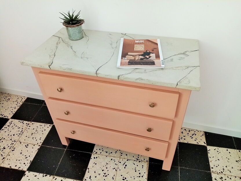 Vintage pink commodity