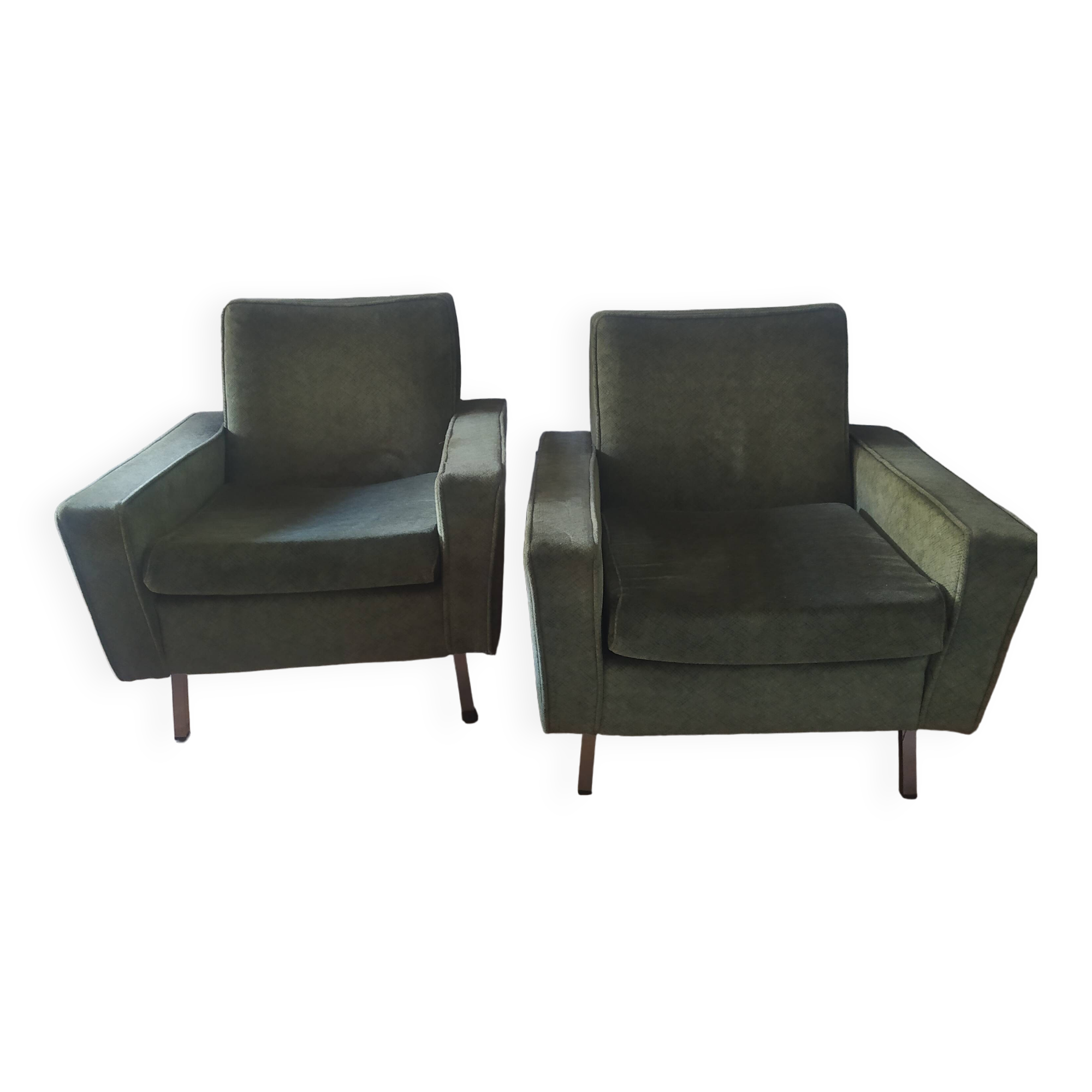 Pair of vintage green velvet armchairs from 1960 with metal legs