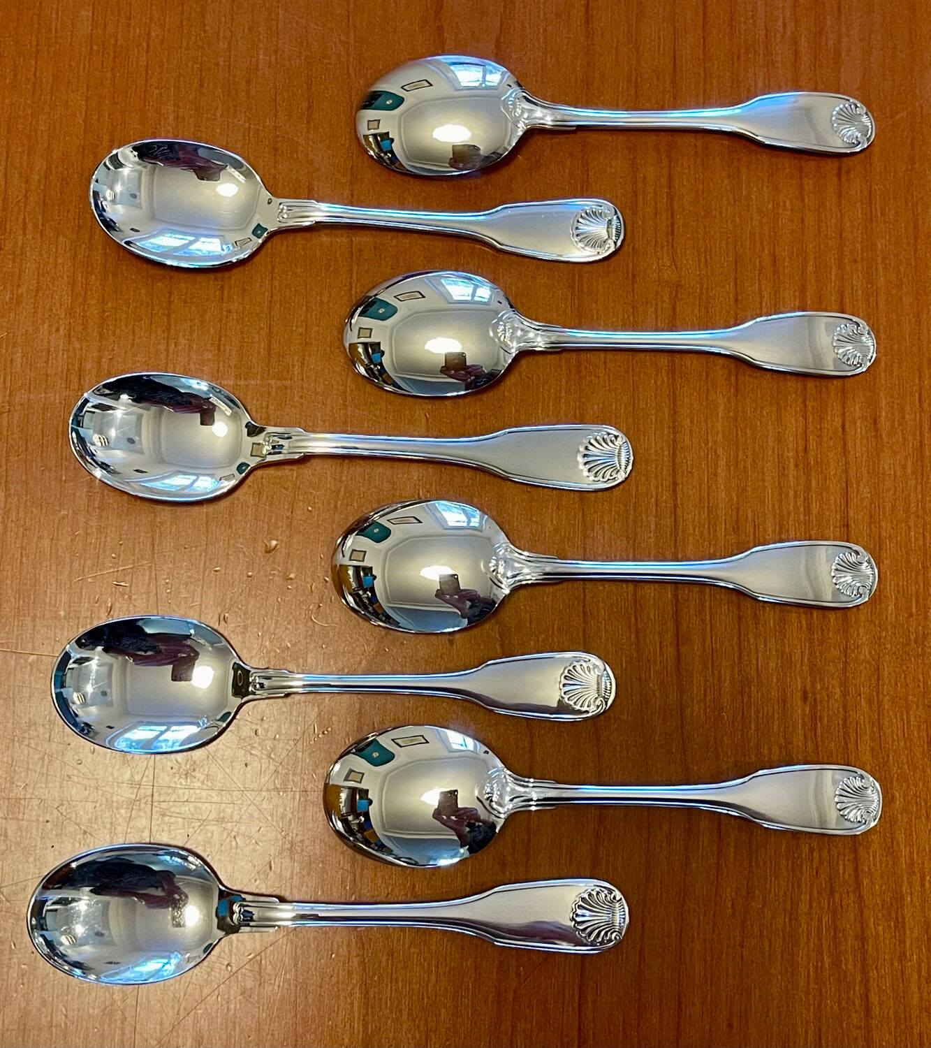 Christofle France Vendôme, 8 ice cream spoons in new condition.