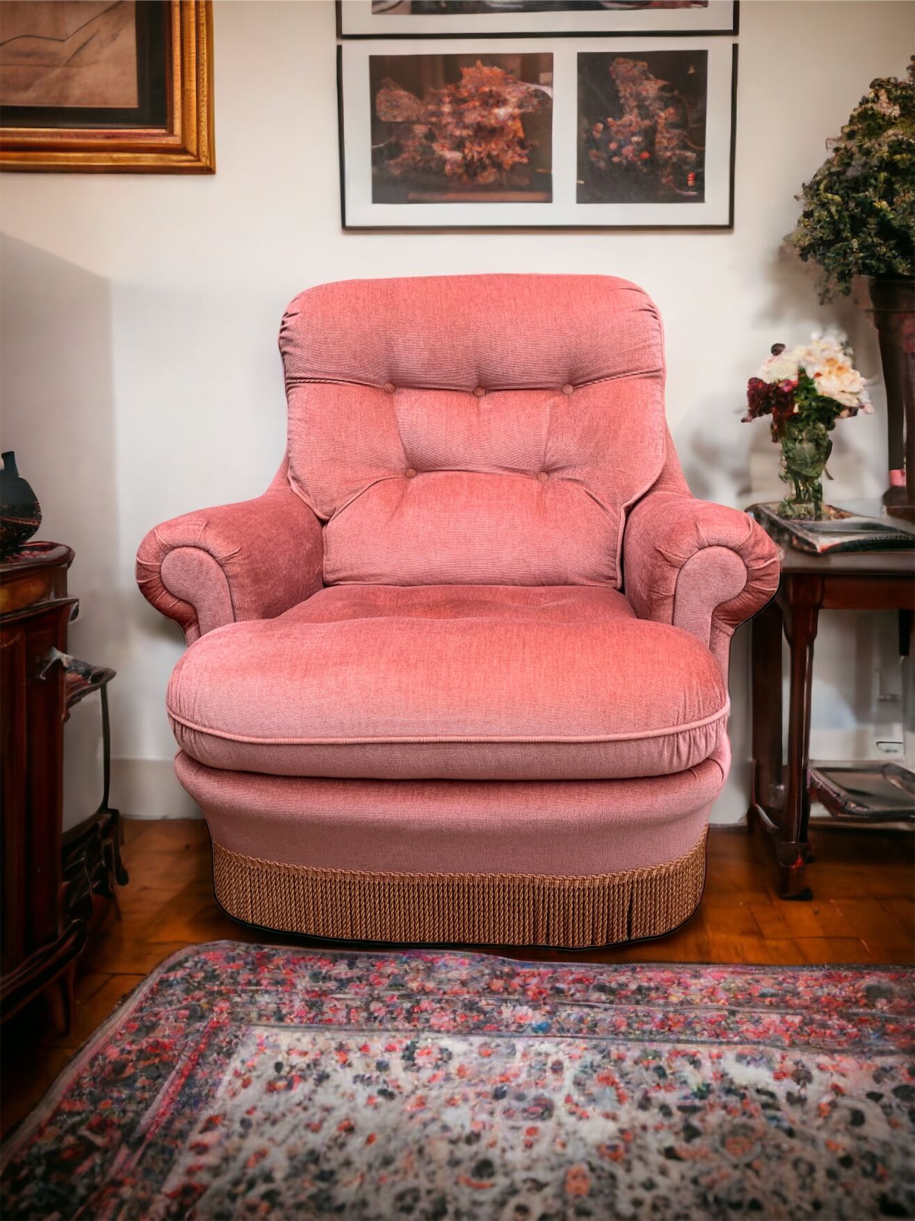 Pair of pink velvet toad armchairs, 1970s