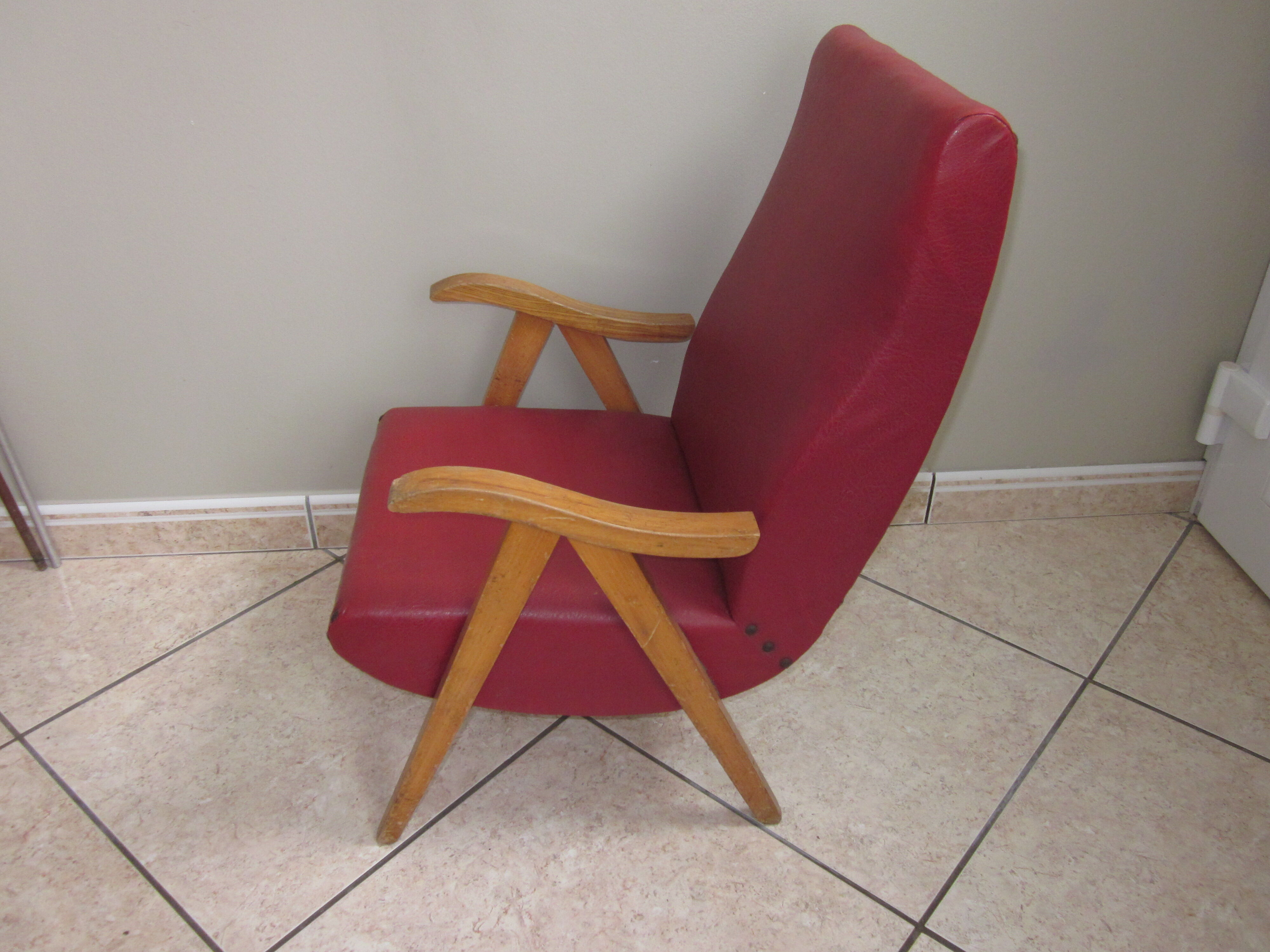 child Chair in 50-60 years skai