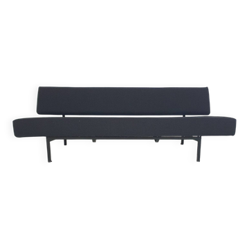 Sleeper sofa in the style of 't Spectrum or Gijs van der Sluis, NL 1950's