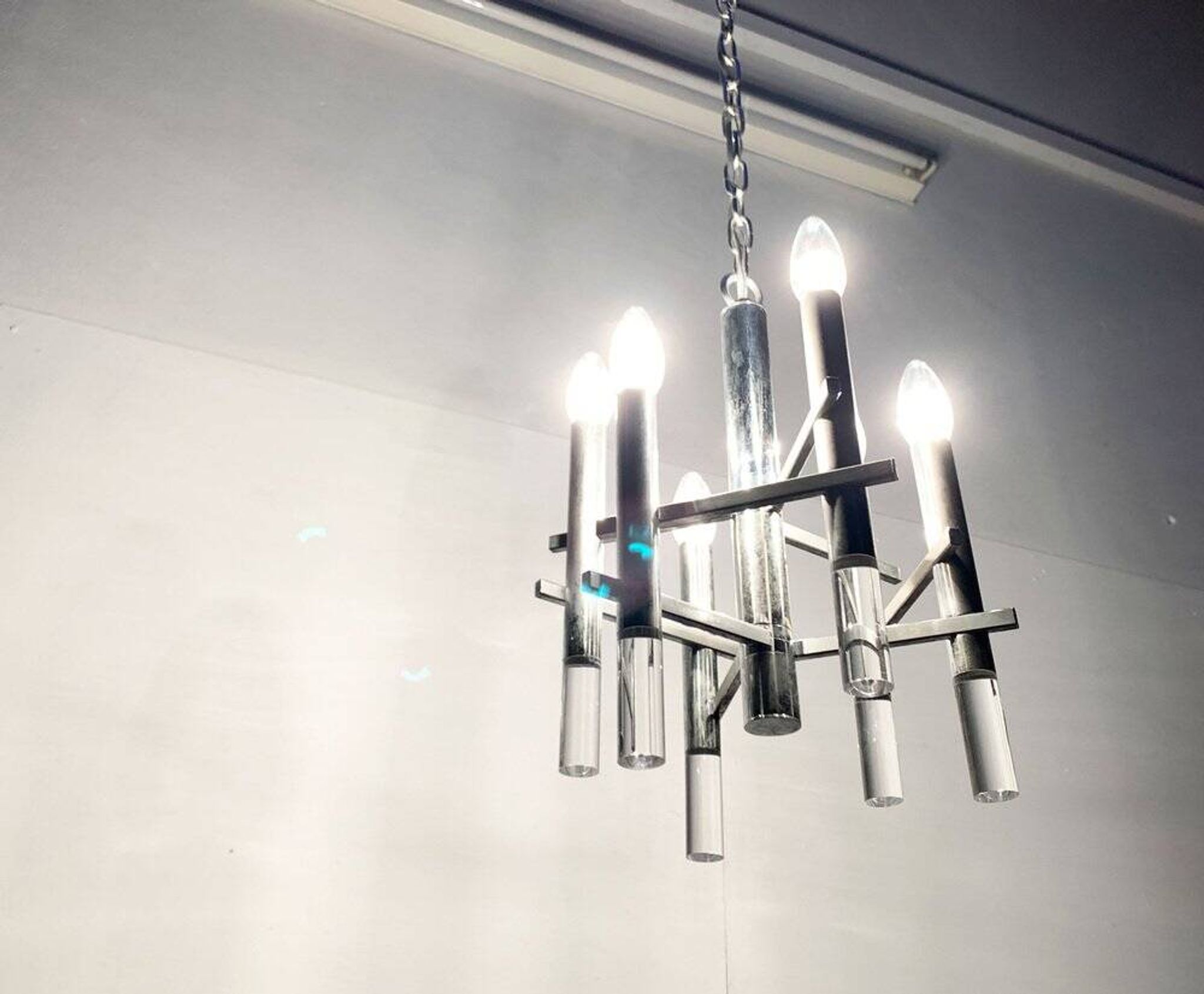 Italian chrome and acrylic chandelier from the space age mid-century by Gaetano Sciolari, 1960s.
