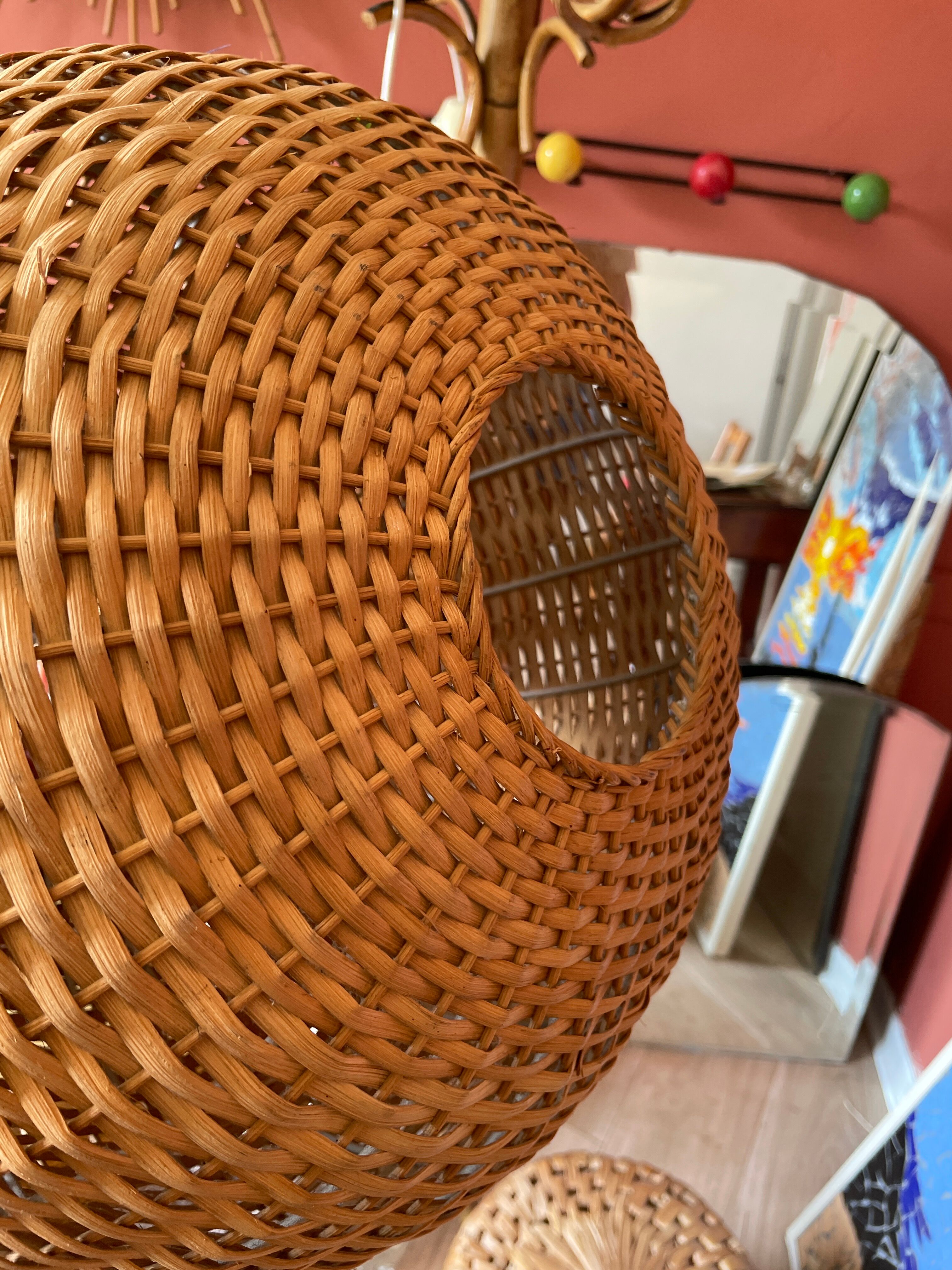 Wicker suspension