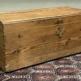 Early 20th century fir box with brass handles