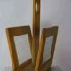 Porte-revues en bois et verre