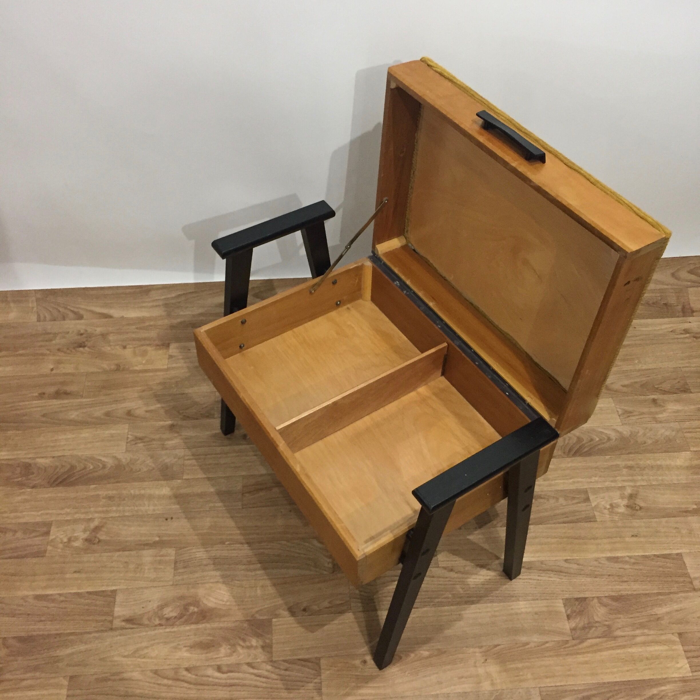 Chest sewing box 60s