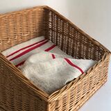 Baker's basket, wicker