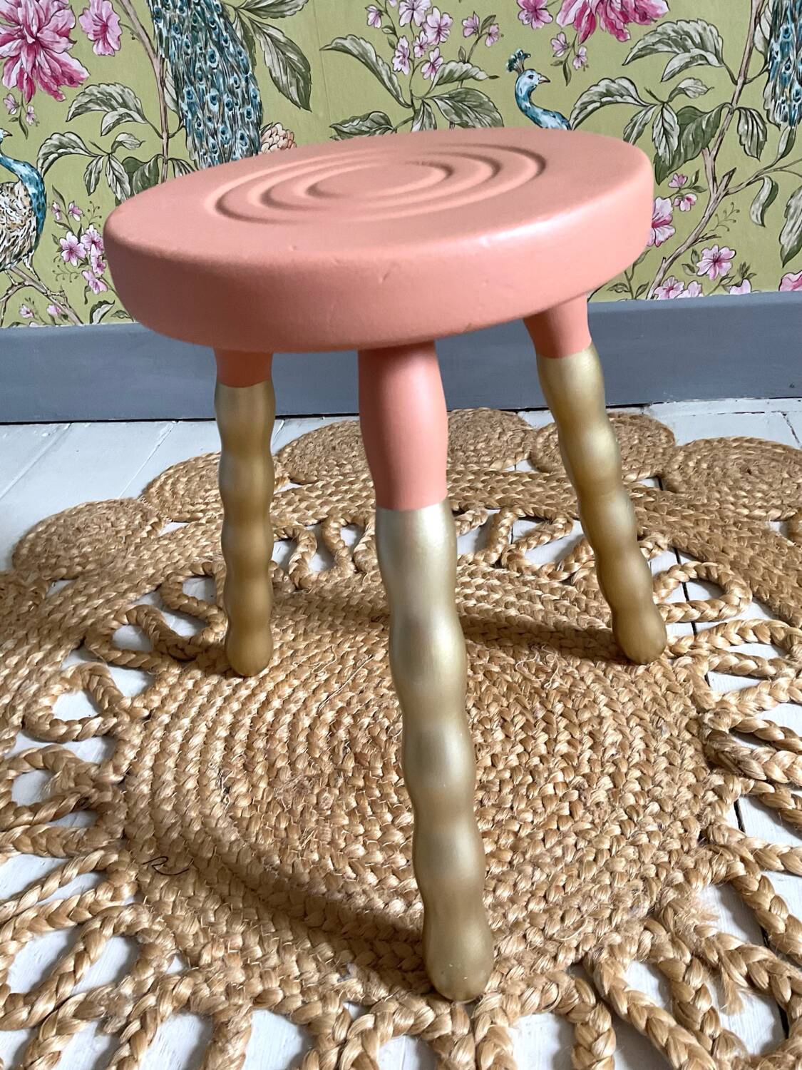 Terracotta tripod stool
