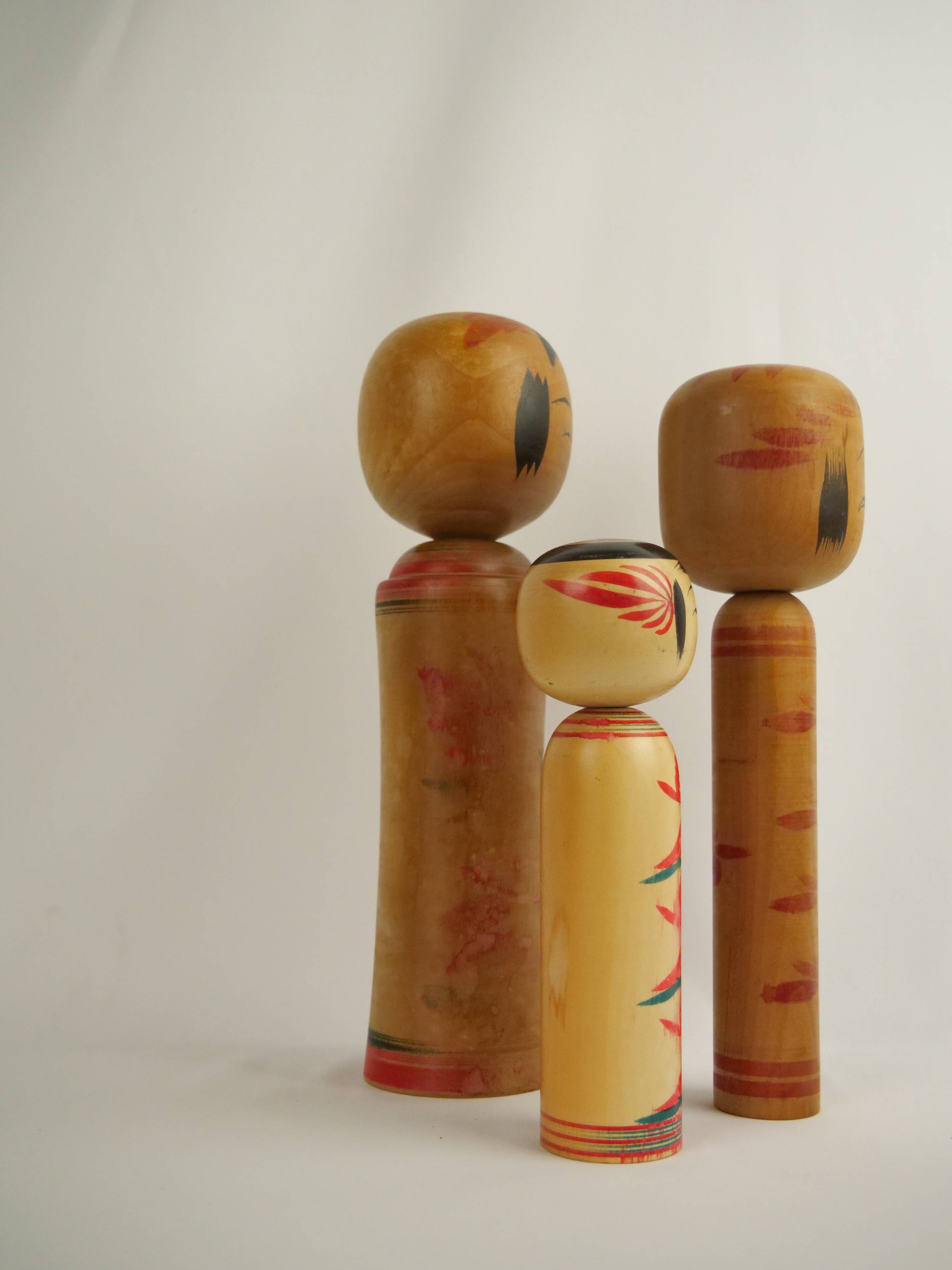 Set of 3 kokeshi dolls (medium size)