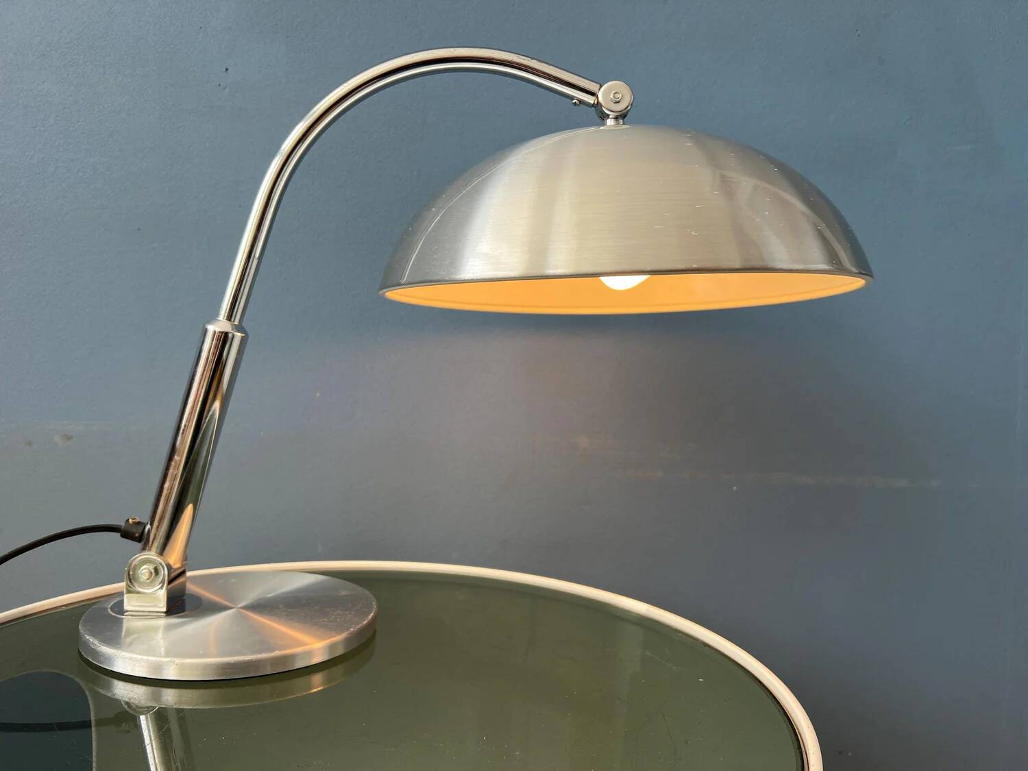 Silver 'Bauhaus' Hala Busquet / Hala 144 table lamp by Herman Busquet