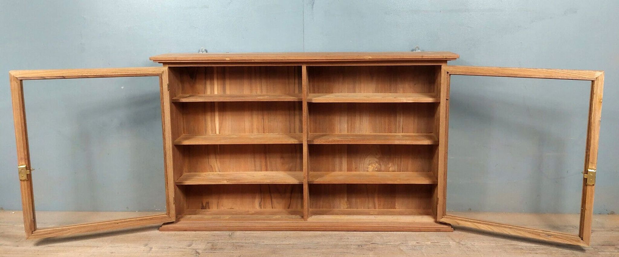 Narrow showcase in chestnut and exotic wood of the twentieth circa 1900