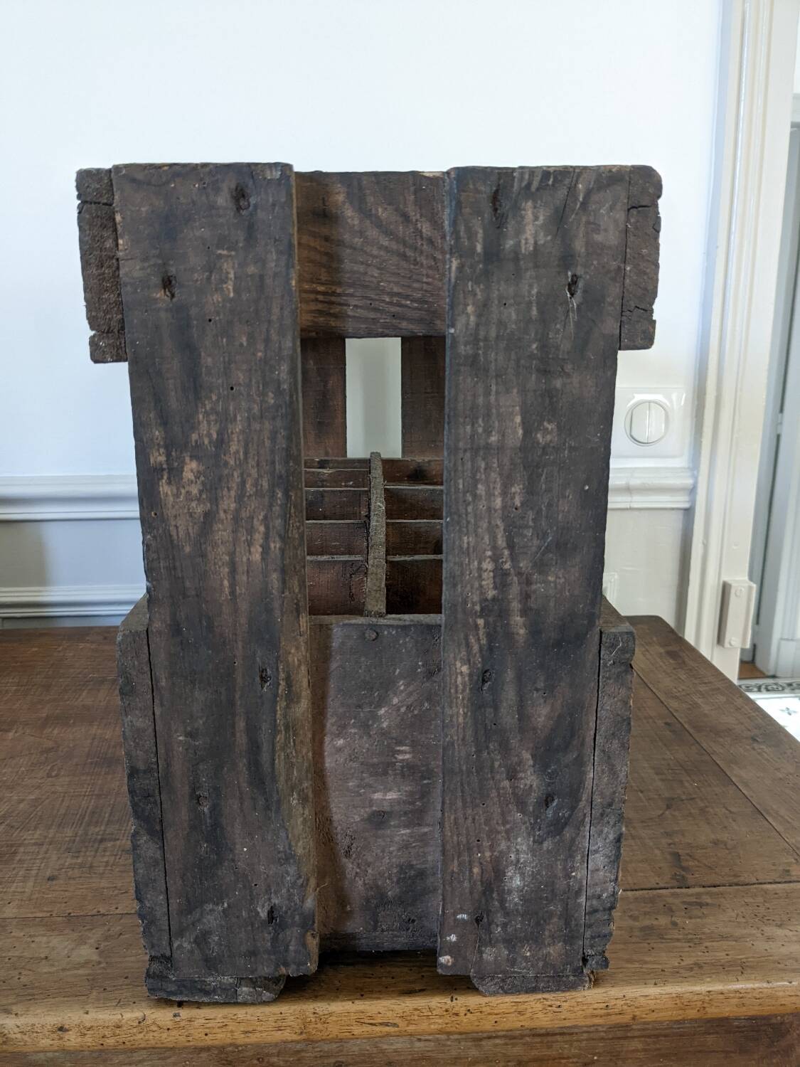 Wooden bottle holder