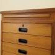 Bureau exécutif avec neuf tiroirs et surface extensible, placage de teck, Nipu, Danemark, années 1970.