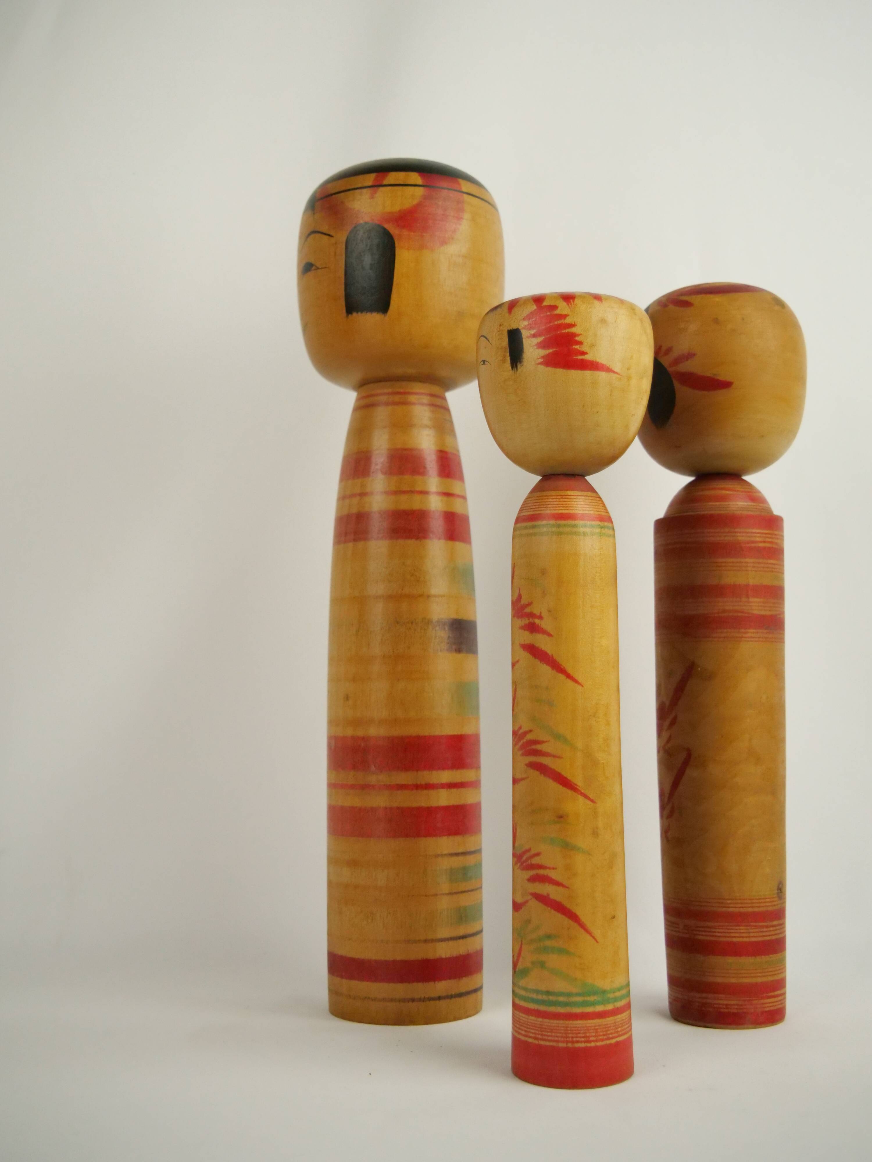 Lot de 3 kokeshi ( taille moyenne )