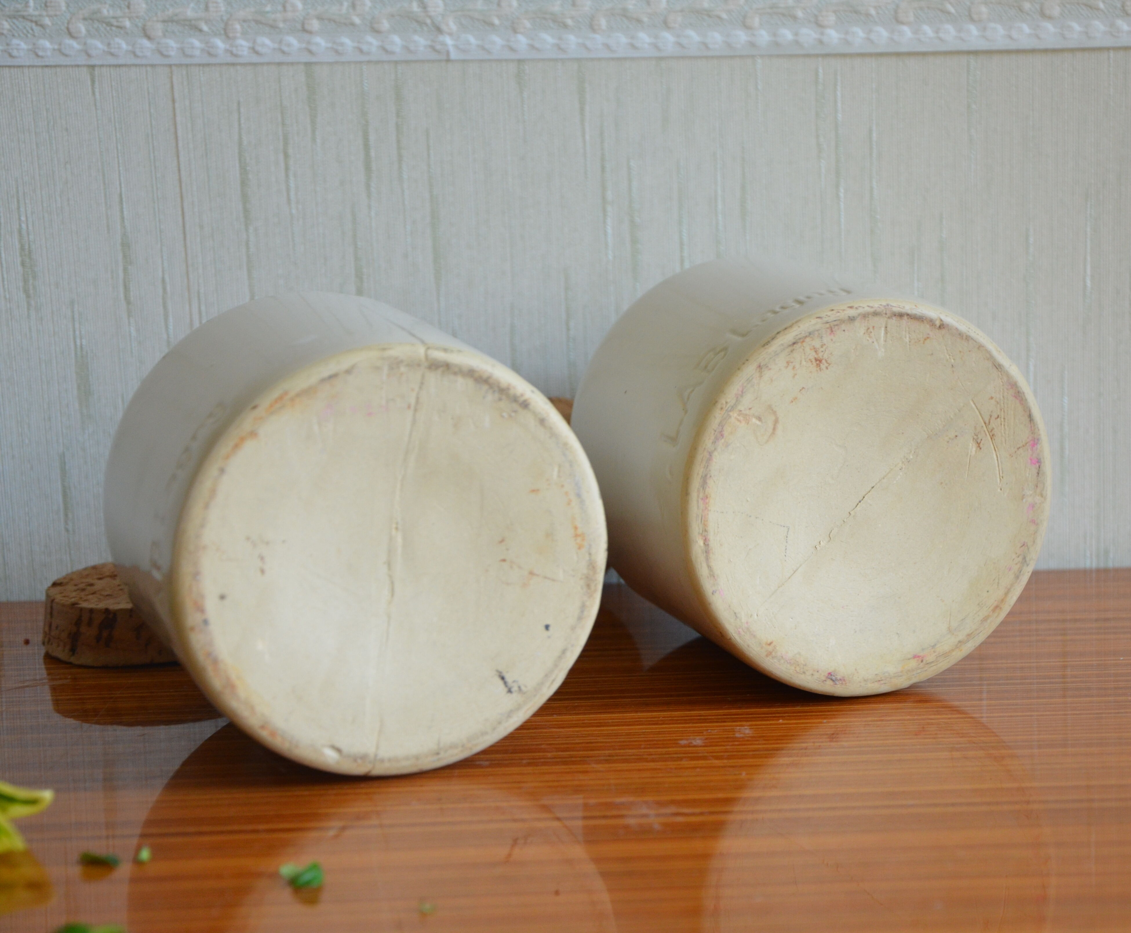 Mustard pot of meaux