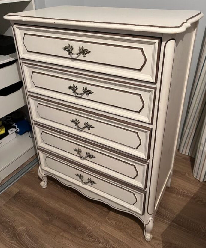 Small painted chest of drawers.