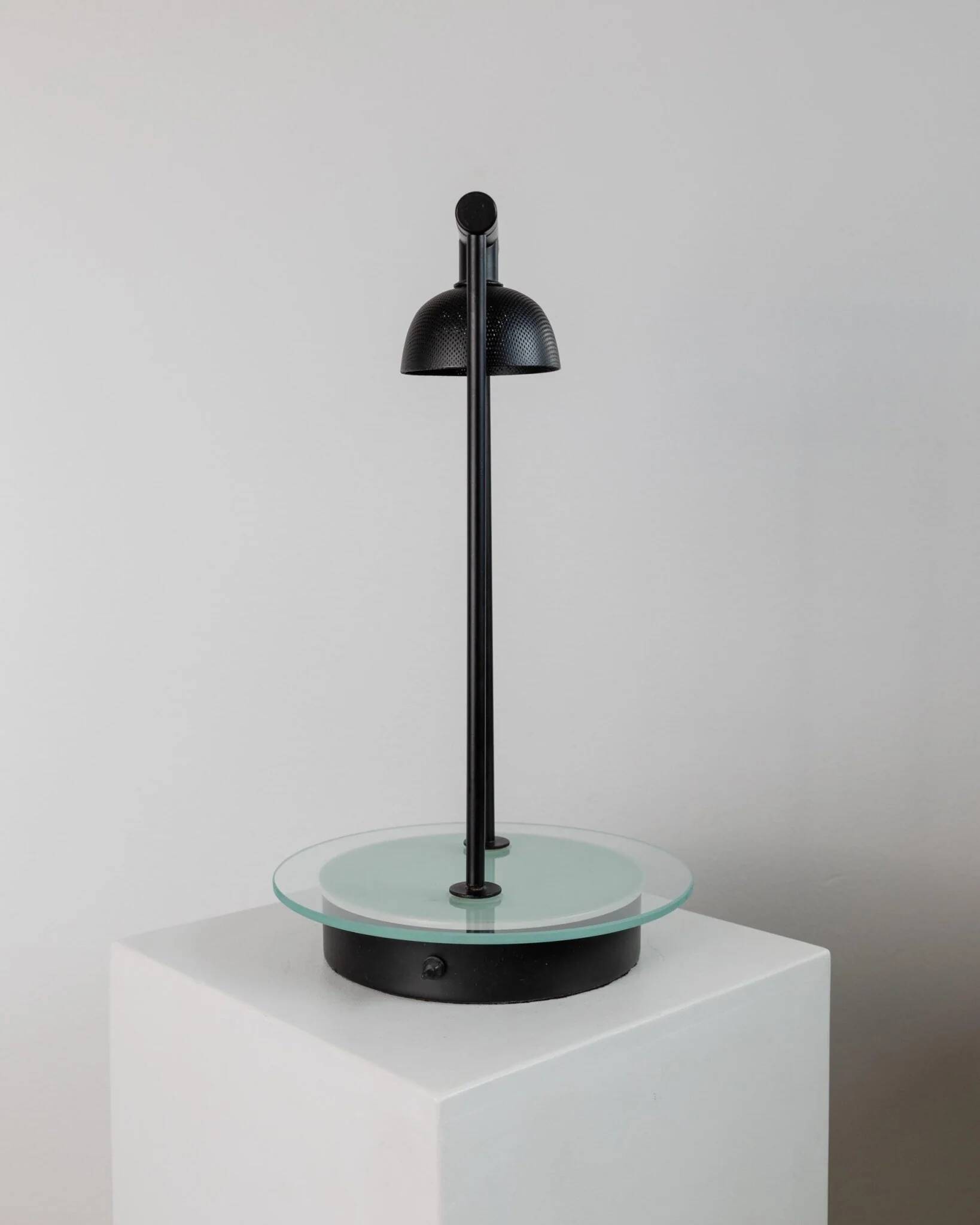 Black Metal Table Lamp with Clear Glass Base - Postmodern Memphis Italian Design, 1980s