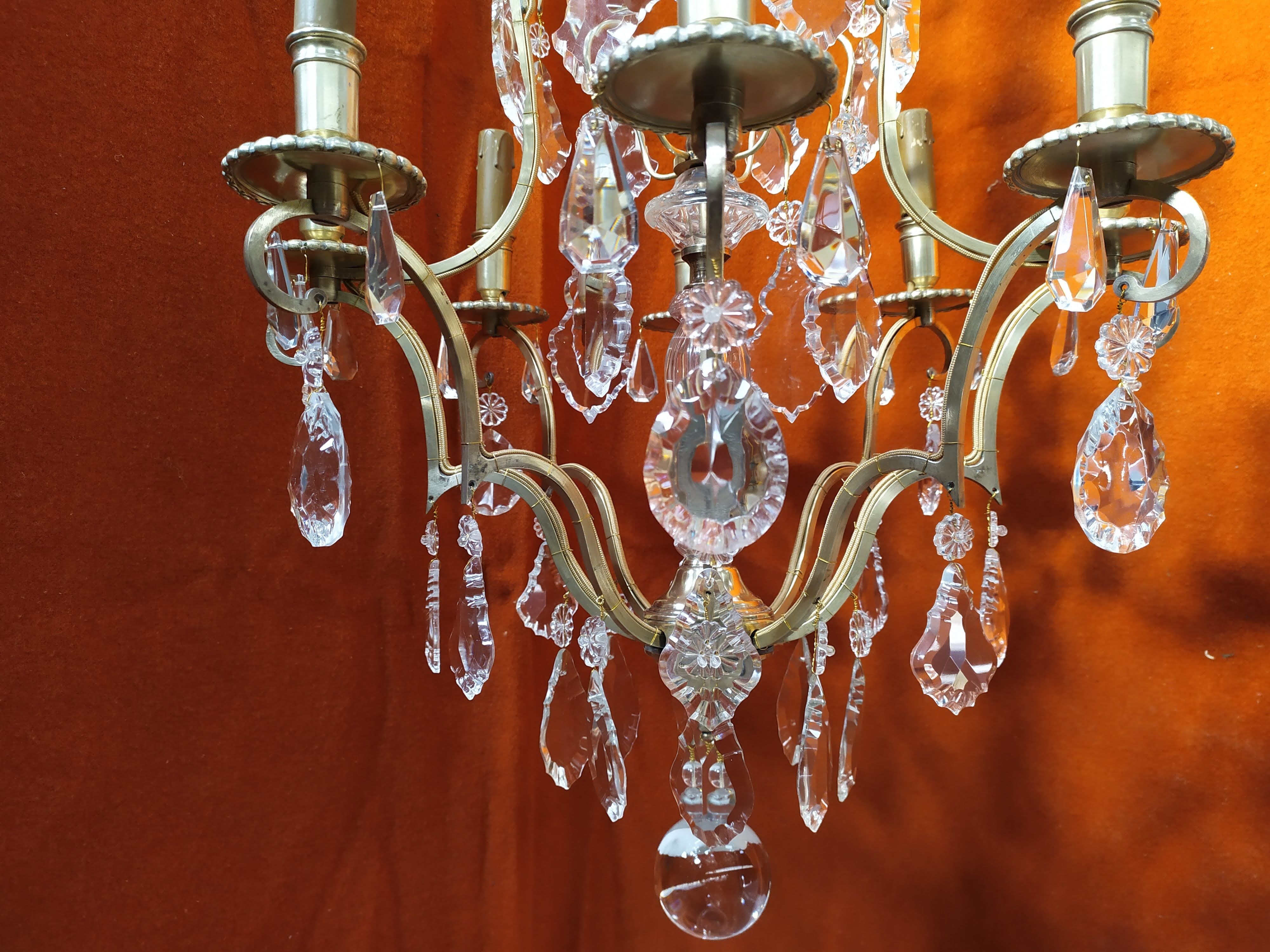Chandelier crystal stamp cage, eight points of light