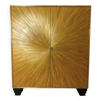 Armoire marqueterie de paille