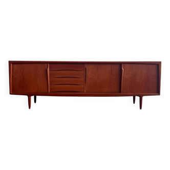 Buffet danois Mid-Century en teck par Axel Christensen Odder pour Odder Møb