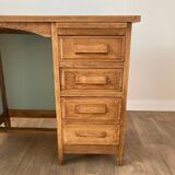 Children's desk
