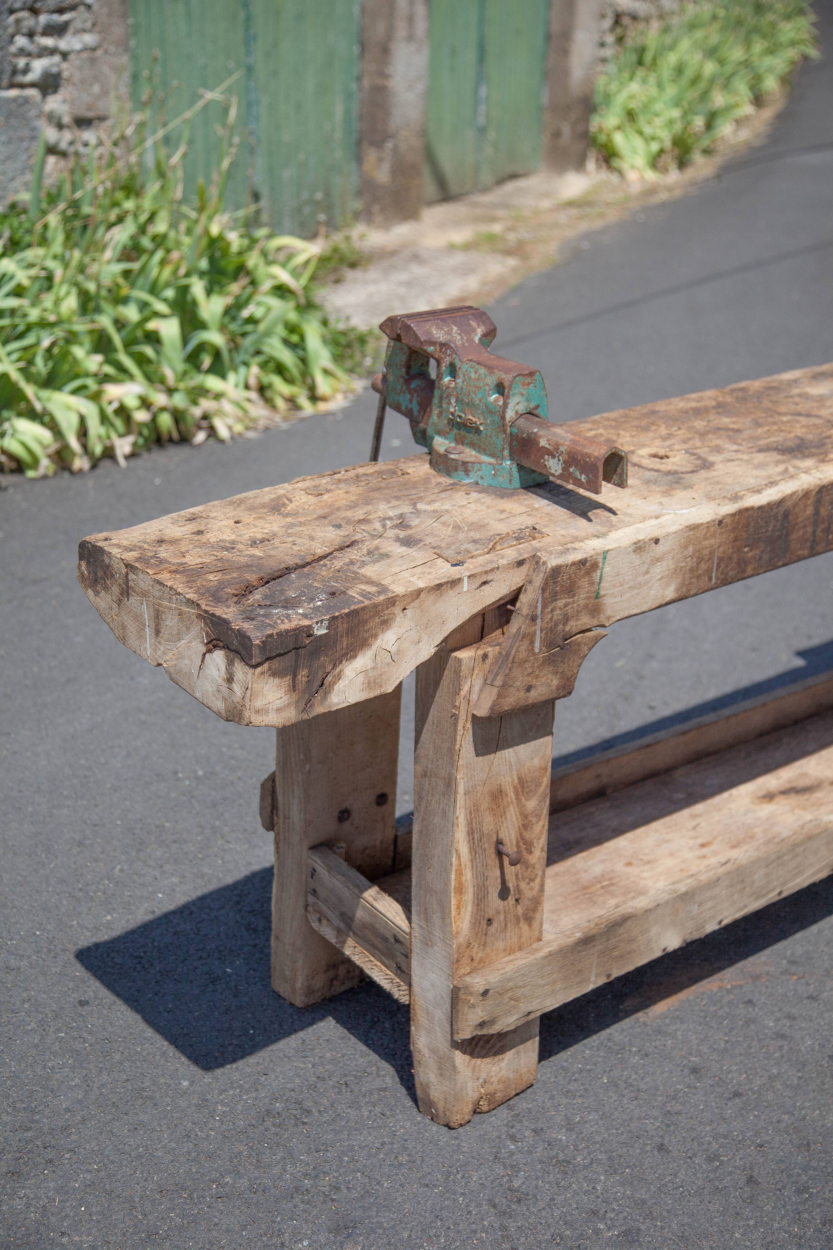 Large carpenter's workbench, old workbench, wooden workbench, industrial decoration