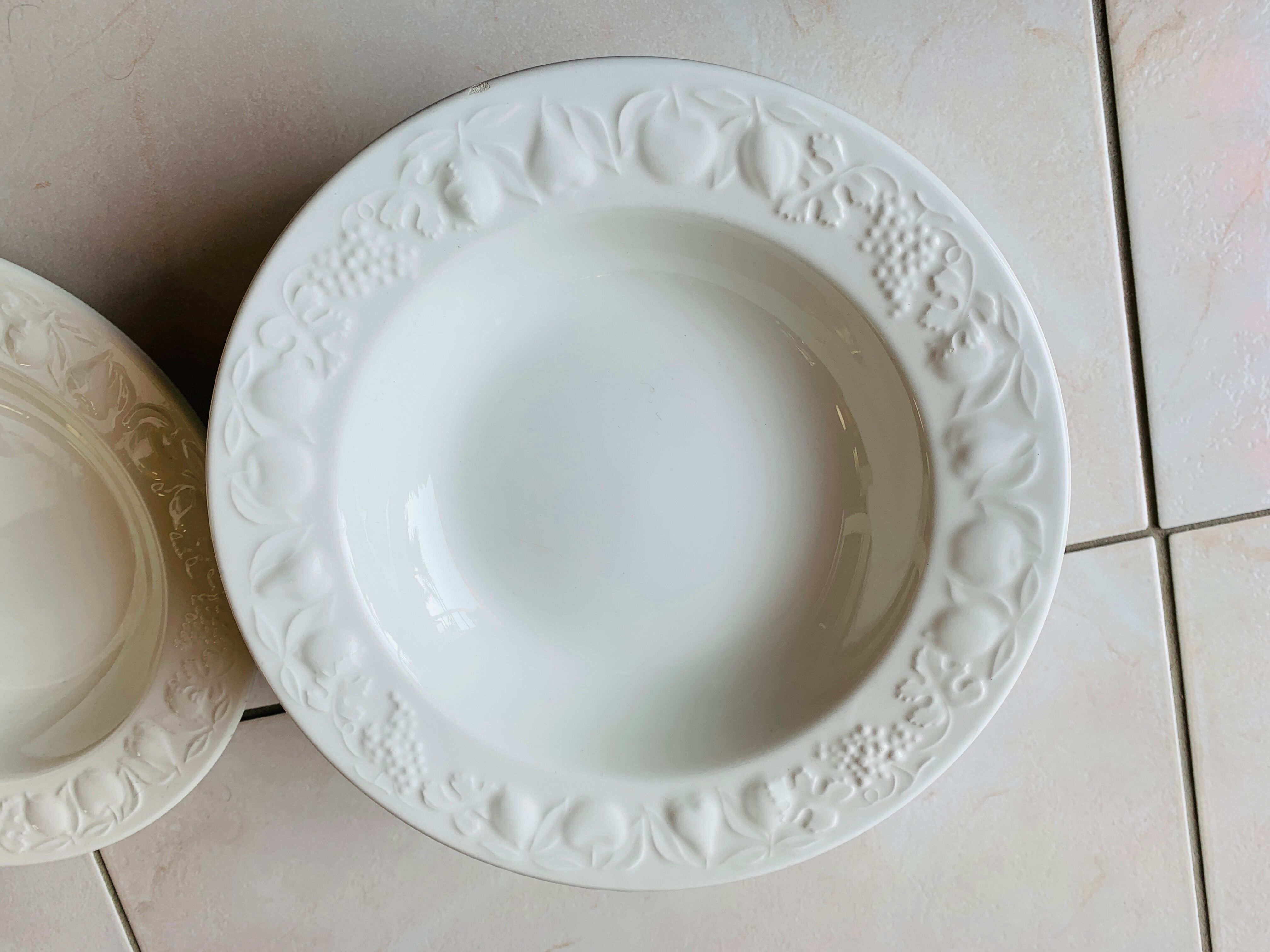 Italian ceramic plates model Fruits