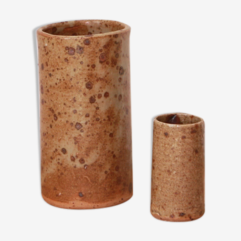 Duo of sandstone vases