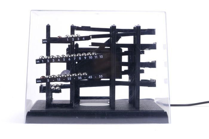 Roll-o-clock Ball Clock-Mattel - 1983