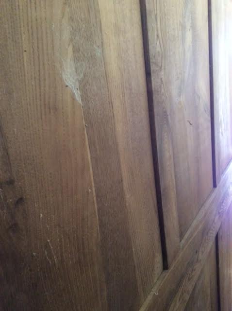 Armoire en noyer ancienne