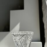 Petit vase en verre évasé classique