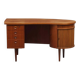 Bureau kidney danois en teck marron années 1950 — forme organique et tambour