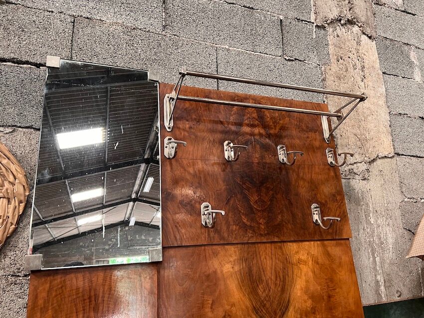Art deco entrance wardrobe in mahogany veneer with 6 partères, double rod and mirror - 1940