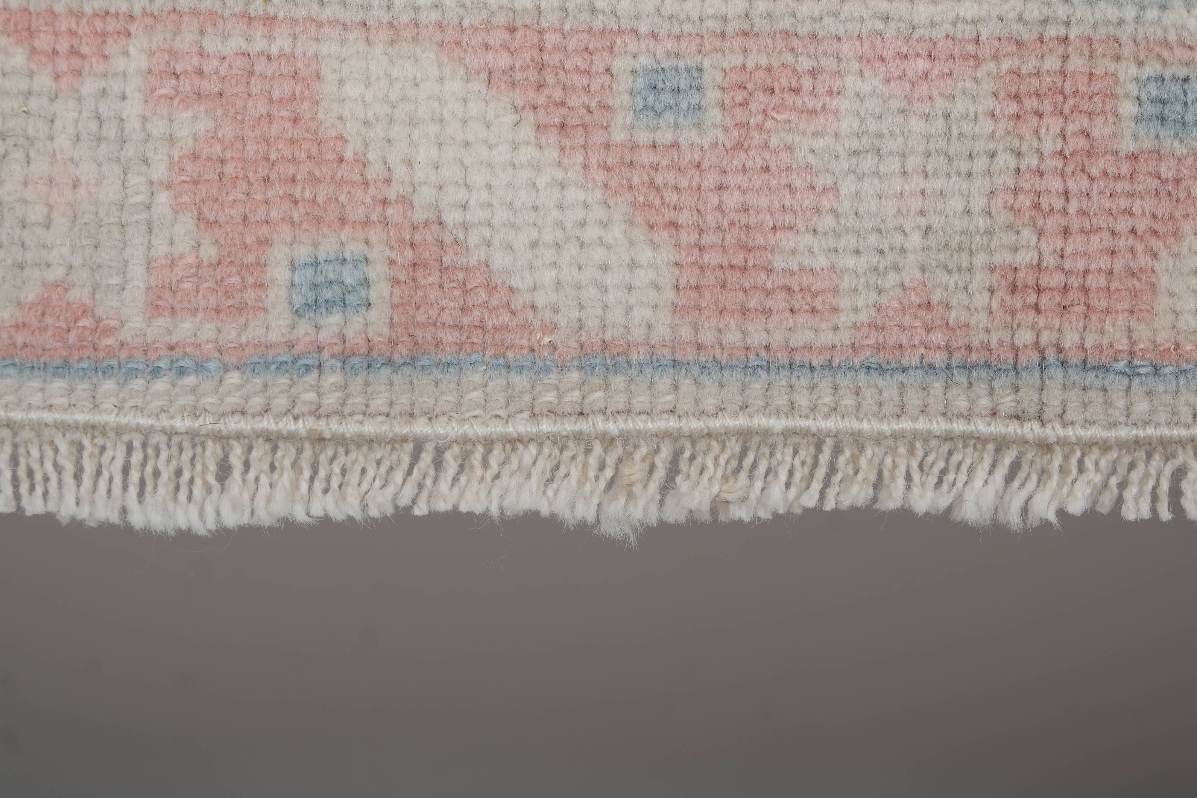 Vintage turkish kars rug with romantic mid-century modern style 5'8" x 8'6"