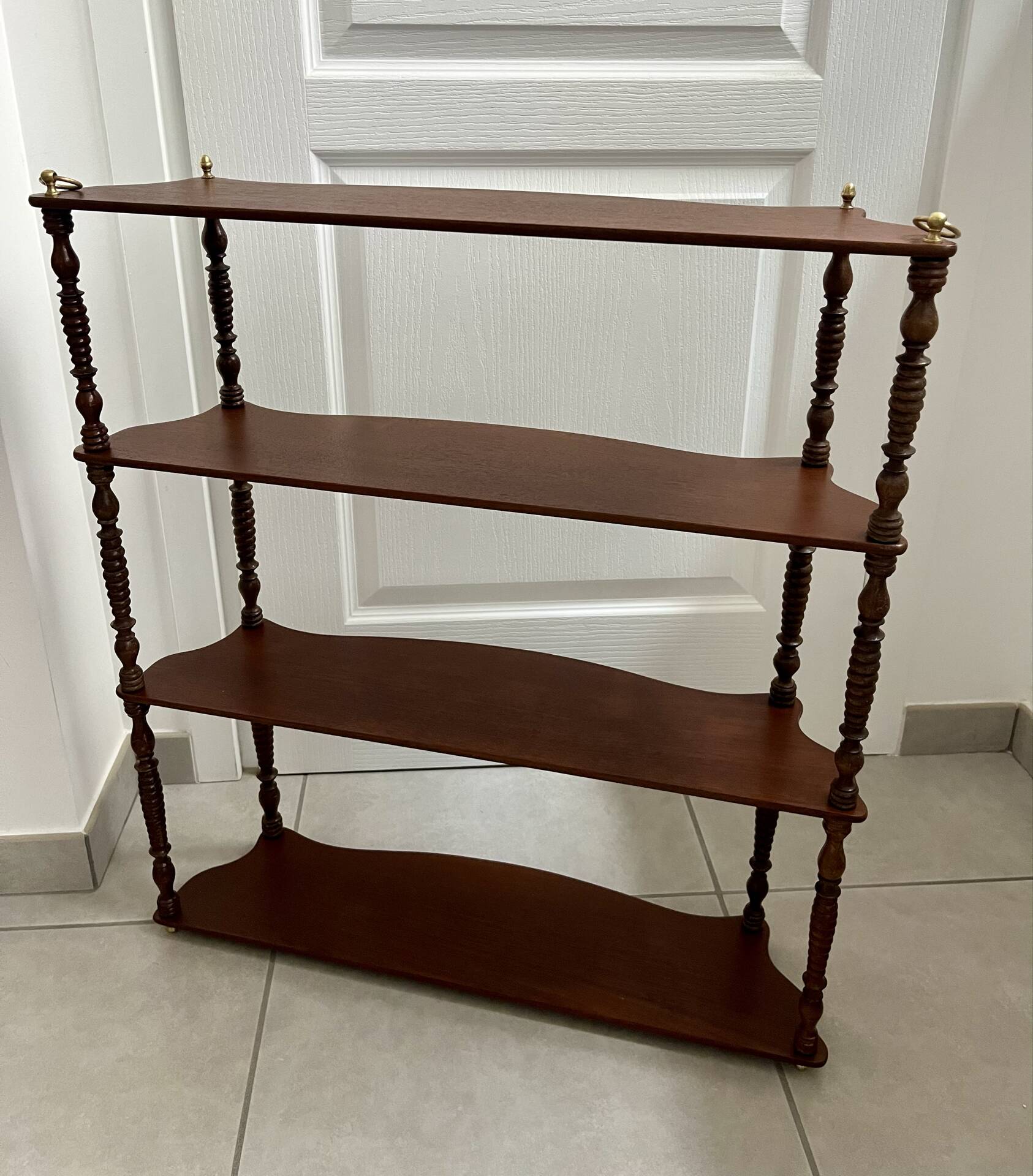Napoleon III shelf