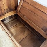 Ancien banc coffre à rouleaux en bois massif