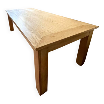 Flamingo Table