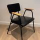 Paire de fauteuils laqués noirs modèle "M" de Pierre Guariche, vers 1950