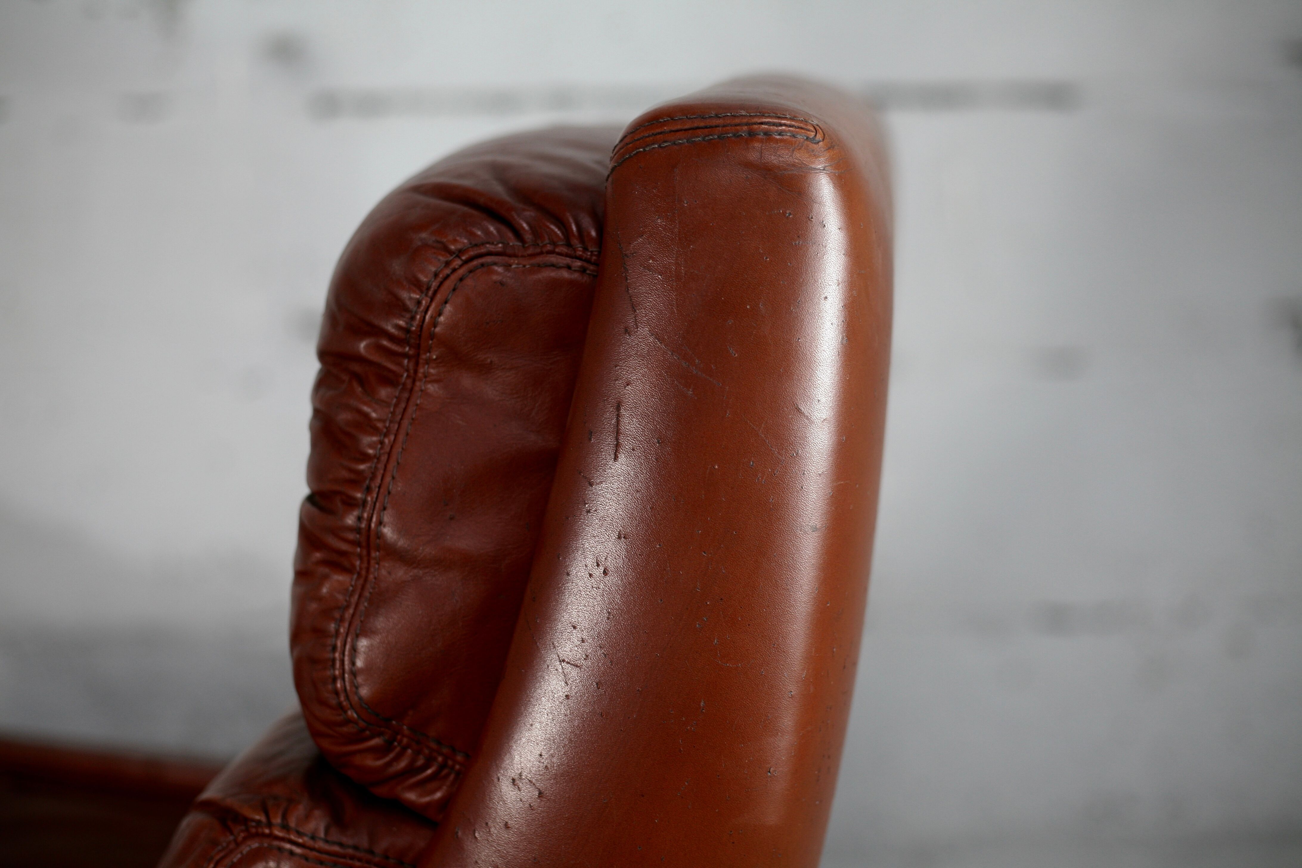 Easy chair "space age". Jean Prévost, France, leather, circa 1970